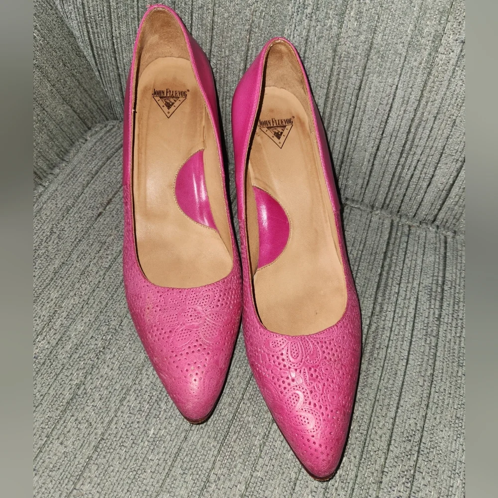Fluevog Purpose Ambition Pumps - Picture 5 of 14